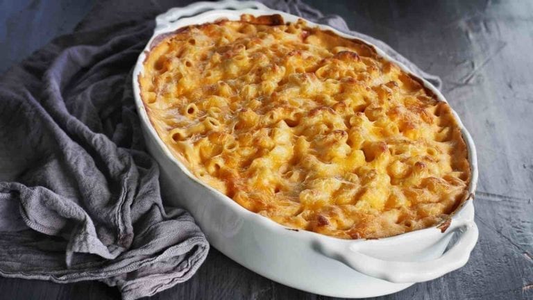 Pan of macaroni and cheese